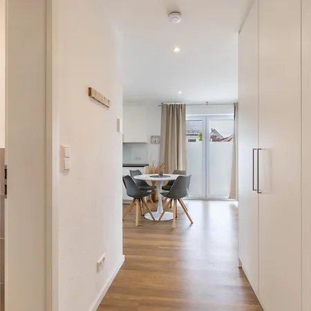 Apartment 2 Parkside *